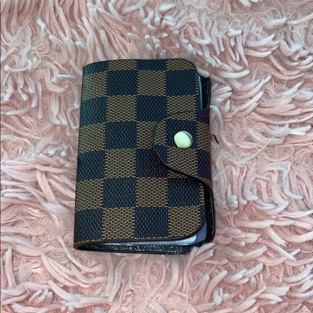 Checkered picture/ credit card holder